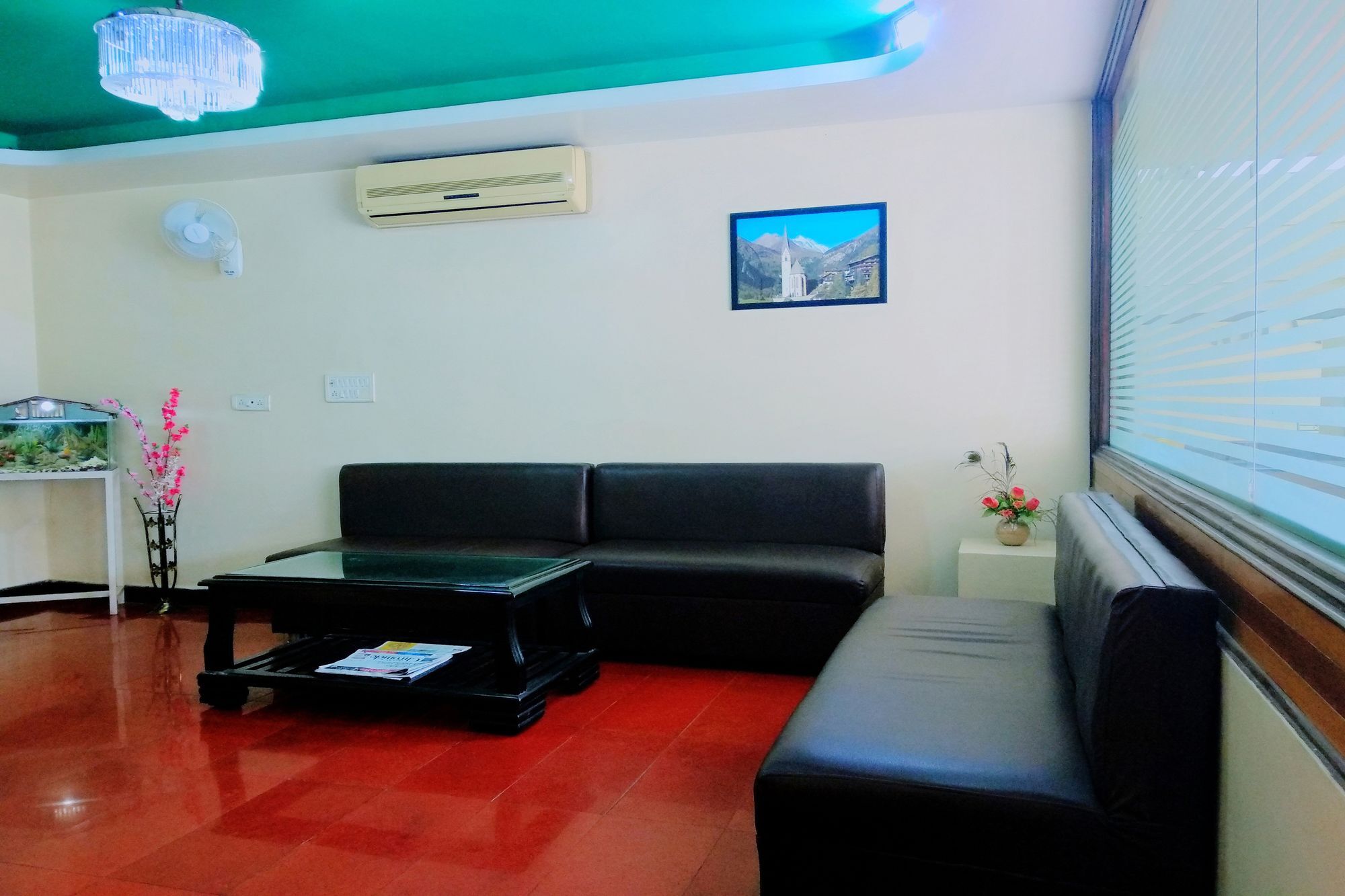 Oyo 539 Hotel Pearl Inn Бангалор Екстериор снимка