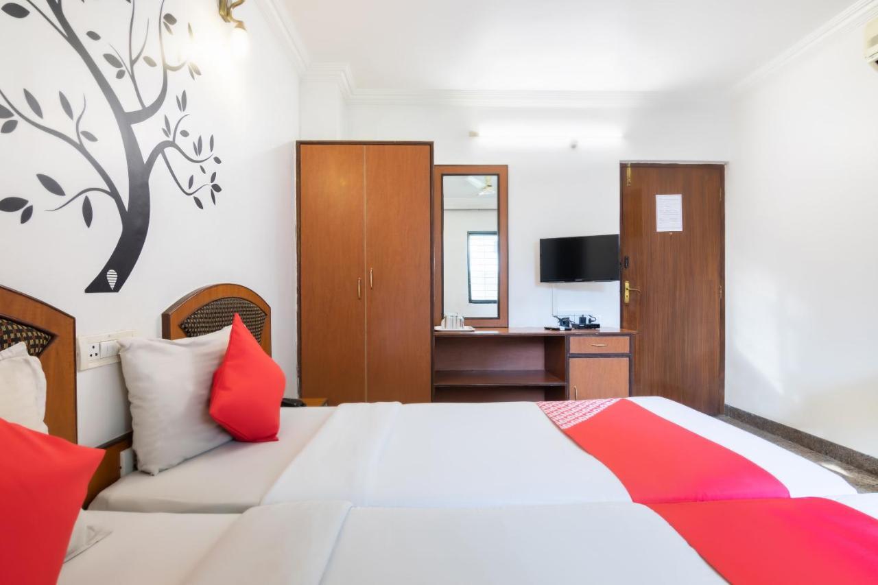 Oyo 539 Hotel Pearl Inn Бангалор Екстериор снимка